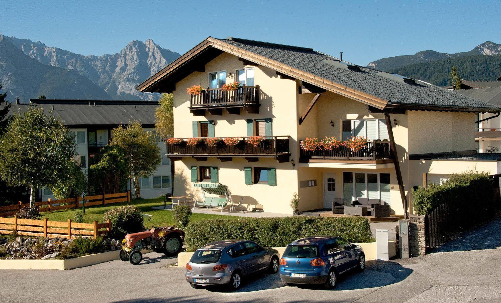 Alpenlandhaus Menardi Seefeld w Tirolu Zewnętrze zdjęcie